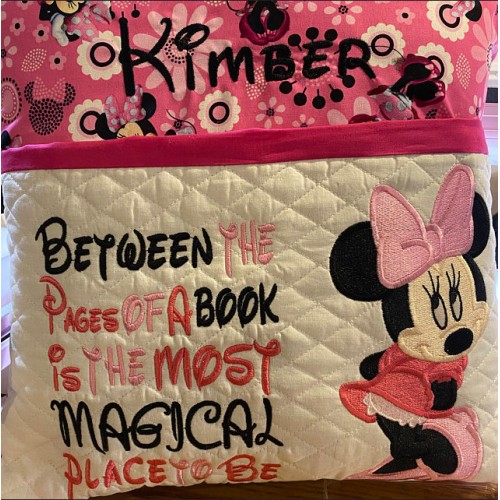 Minnie mouse embroidery with Between the Pages