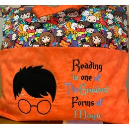 Harry Potter Face with Reading is one reading pillow