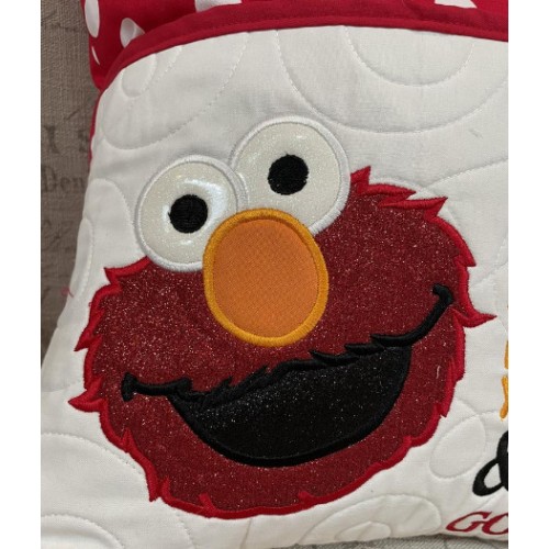 Elmo face embroidery design