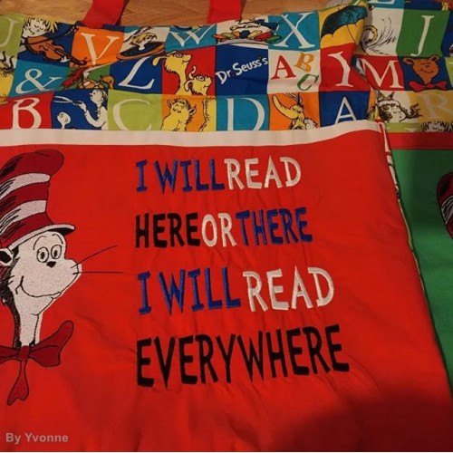 Cat in the hat i will read reading pillow