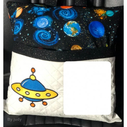 Spaceship embroidery design